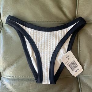 L*Space NWT Foley Bitsy Bikini Bottom - XS - White/black ribbed